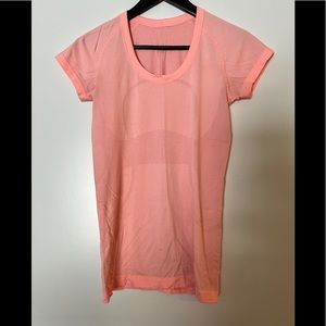 Lululemon swiftly tee size 6 light pink